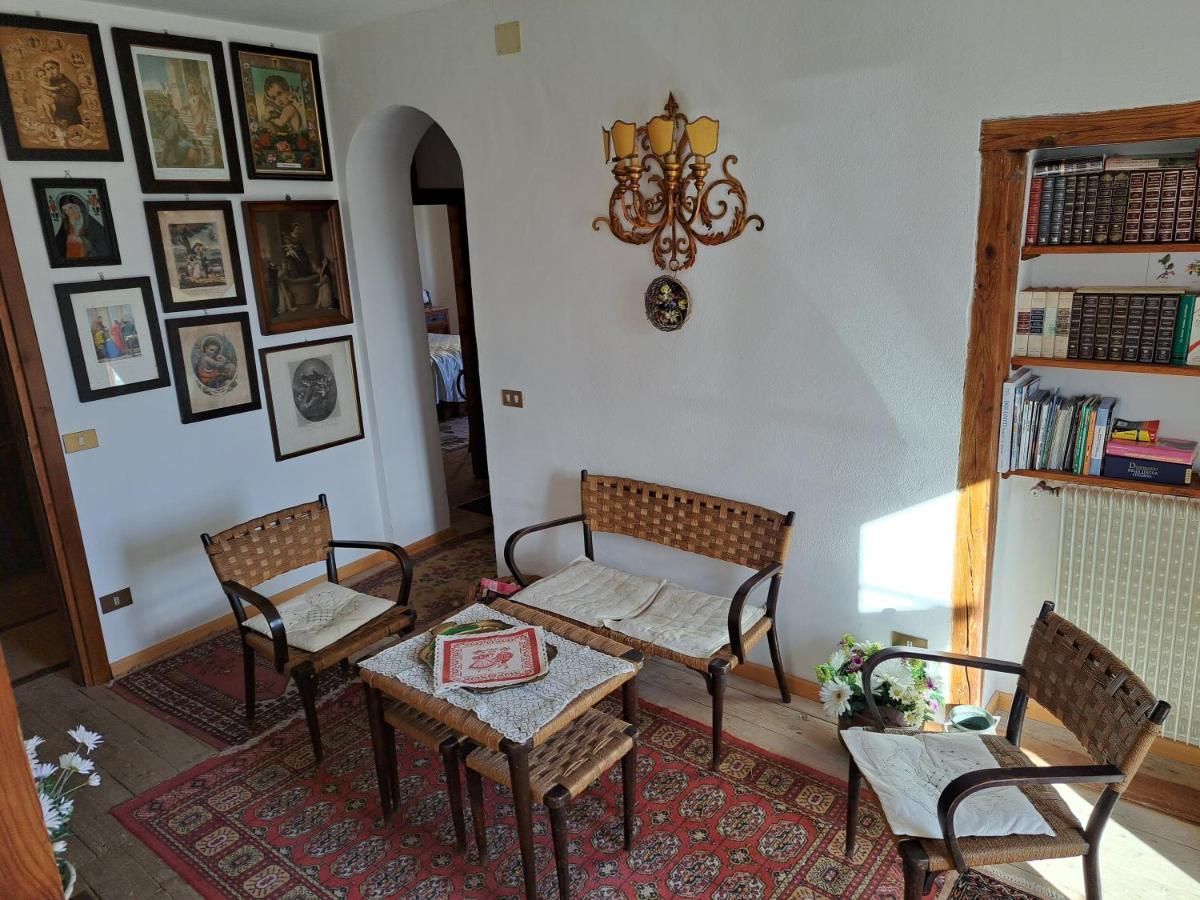 L' Antica Casa Di Maria Lilia Apartment Pieve di Cadore Luaran gambar